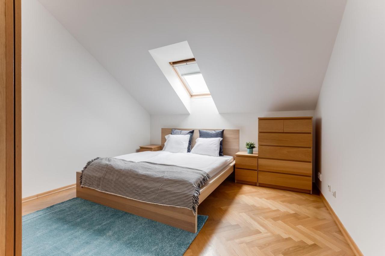 Jt'S Apartments Bilkova Str. Прага Экстерьер фото